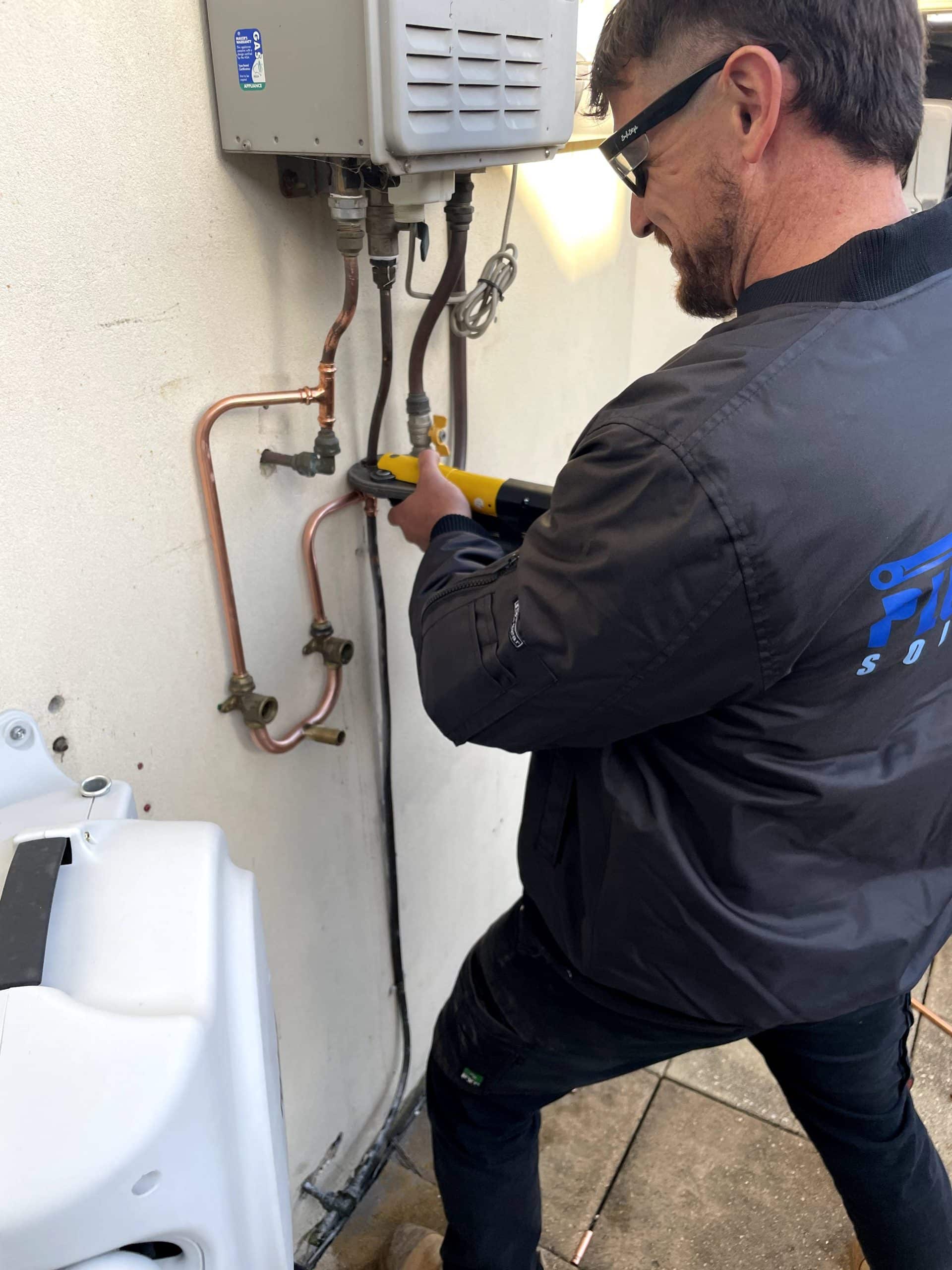 Hot Water Repairs Bayside Melbourne